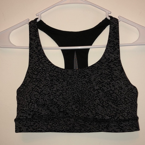 lululemon athletica Other - Lululemon Invigorate Bra- size 6